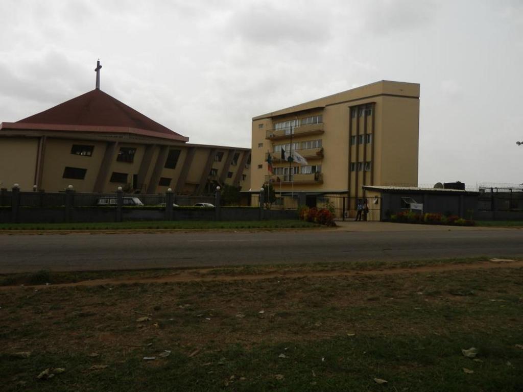 Blue Lodge Hotel Lagos Exterior foto